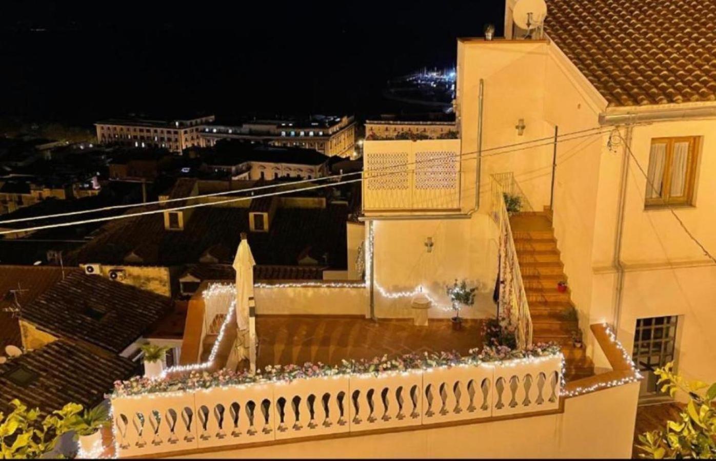 Ti Racconto Il Mare Apartment Salerno Exterior foto