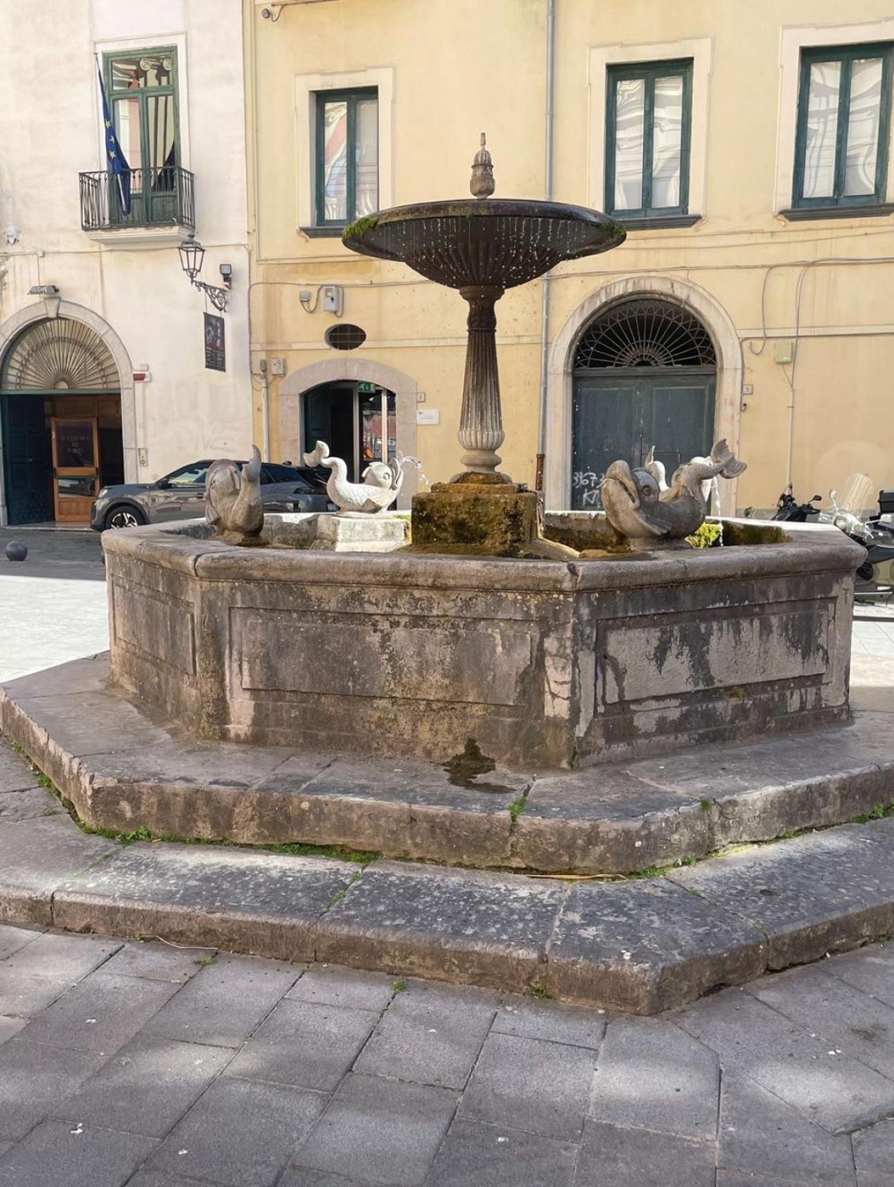 Ti Racconto Il Mare Apartment Salerno Exterior foto